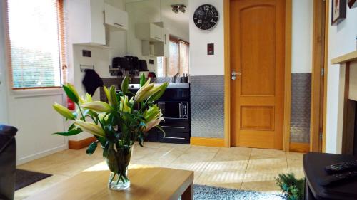 Stornoway Apartment | Flat 14d Bayhead