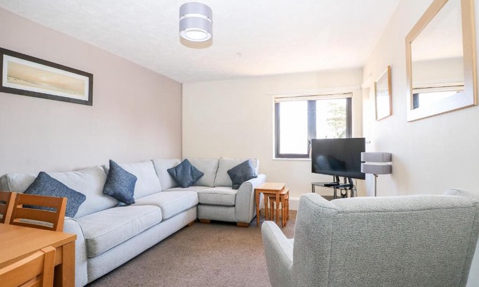 Littlehampton House | Flat 34 - Marine Court