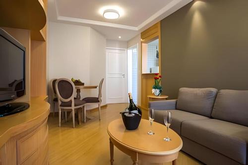 Indianopolis Apartment | Flat Apart-hotel quarto suite Perto Metro/Moema
