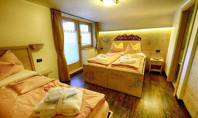 Teola Apartment | Flat Casciana - Baita Cusini with mountain view, wellness area and Wi-Fi