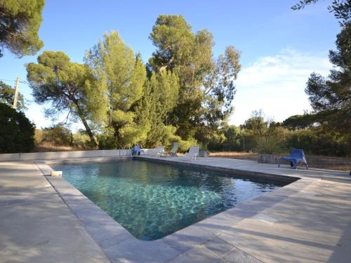 Meze Apartment | Flat in a beautiful building with pool