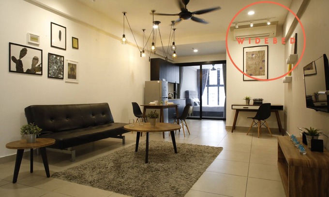 Kampung Pasir Segambut Apartment | Flexus Signature Suite by Widebed