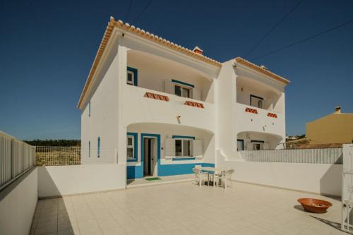 Budens House | FLH Budens Duplex with Terrace