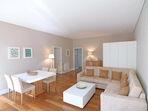 Centro / Baixa Apartment | FLH Porto Bright Flat