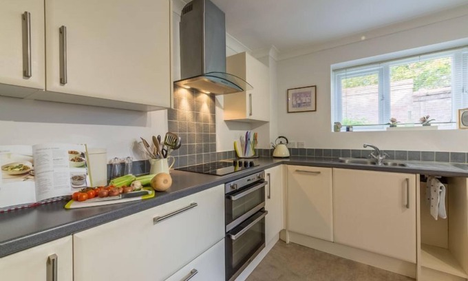 East Dereham House | Flint House, Castle Acre, Norfolk
