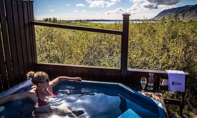 Selfoss Apartment | Fljótsbakki Cabin in the Golden Circle