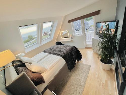 Bergen City Centre Apartment | Floien City House -free parking