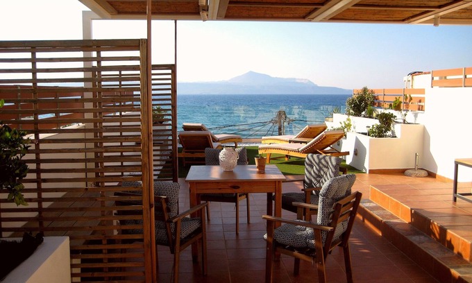 Almyrida Apartment | Floor apartment with superb roof terrace, next to Almirida sandy beach