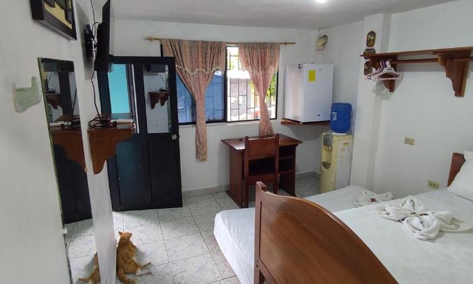Puerto Baquerizo Moreno House | Flor's House