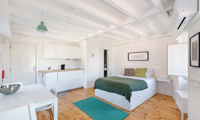 Lordelo do Ouro e Massarelos Apartment | Flora3 Flora Apartments, Studio w/Garden View