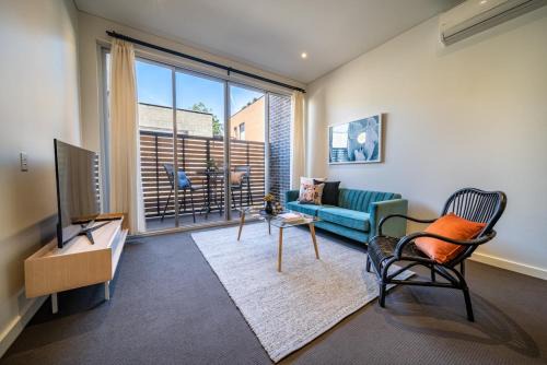 Adelaide Central Business District Apartment | Floral on Frew 2BR Staycation CBD WiFi