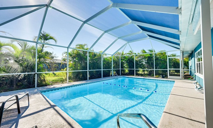 Oakland Hills House | Florida Gulf Coast Getaway: Pool + Screened Lanai!