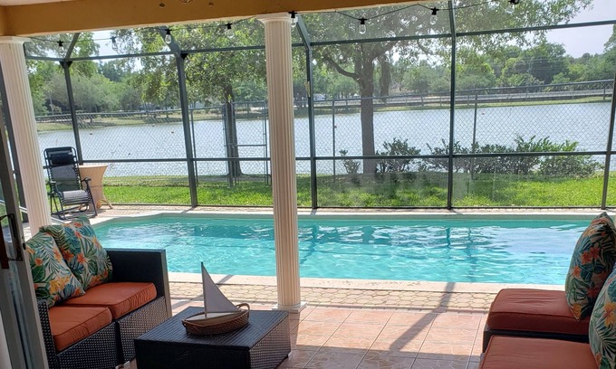 South Daytona House | Florida Vacation Home in South Daytona near beaches and theme parks.