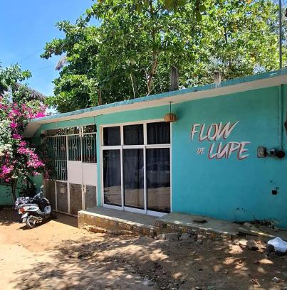 Brisas de Zicatela Hotel | Flow De Lupe