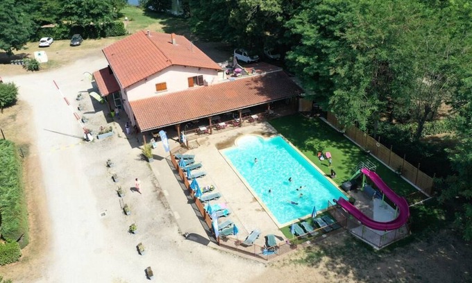 Rieux-de-Pelleport House | Flower Camping LES MIJEANNES * - Mobile home Comfort 25m2 2 bedrooms + TV 4 people