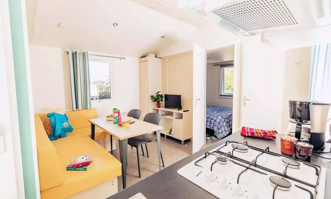 Kerroch House | Flower Camping La Pointe du Talud * - Comfort mobile home BAHIA 27m² - 2 bedrooms + semi-covered terrace for 4 people
