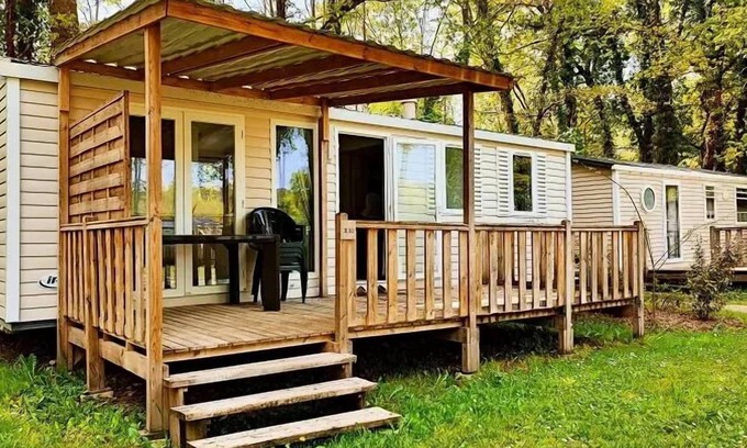 Tremolat House | Flower Camping LES BERGES DE LA DORDOGNE * - Mobil-Home Comfort 32m2 Riviera - 3 bedrooms + Semi-covered terrace, dishwasher 6 people