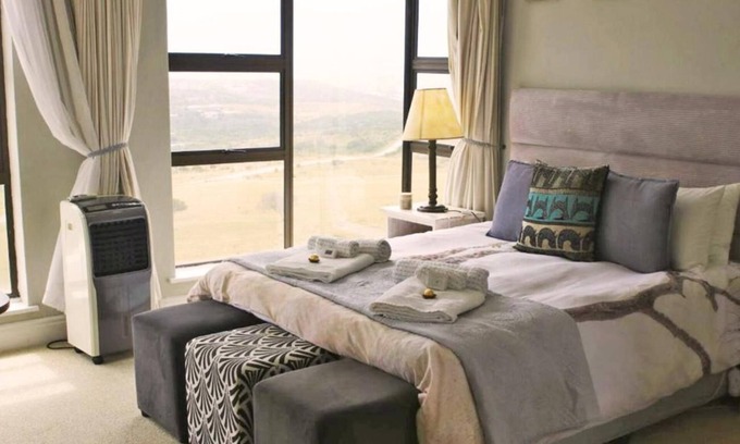 Mossel Bay Bed & Breakfast | Fly me to the Moon Guest House