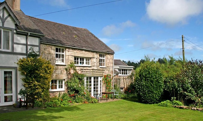 Llanfairpwllgwyngyll House | Foel Stable Cottage