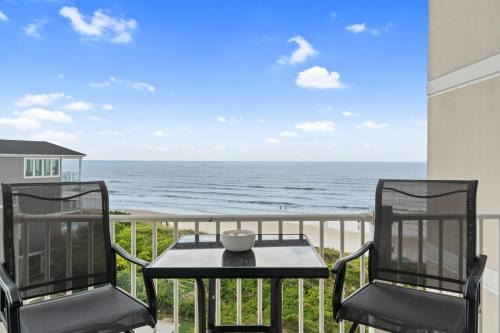Sneads Ferry House | Follow the Moon Villa St Regis Oceanfront in Topsail