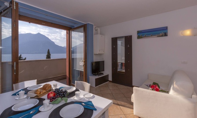 Fiumelatte Apartment | Fontana Del Lago Apt. 10