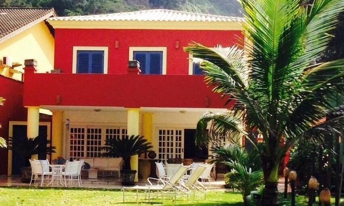 Barequecaba House | Foot in the wonderful sand! 24 hour security condo 5 suites with private garden