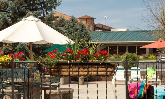 Rapid City Hotel | Foothills Inn