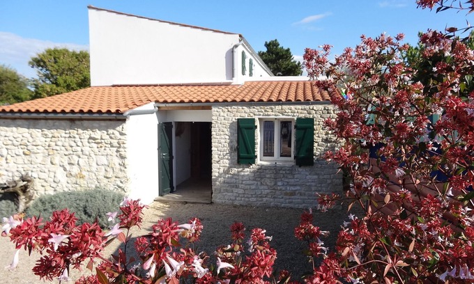 Dolus-d'Oleron House | For a quiet family holiday near the beach and the forest.