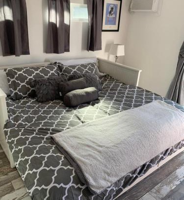 Templeton House | Forest and Vine - Hot tub and Pet Friendly!