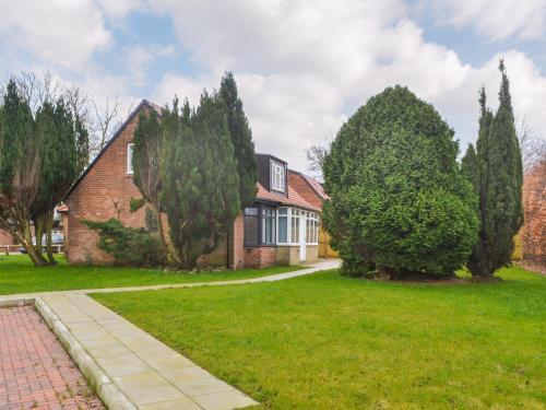 Newcastle-upon-Tyne House | Forest Close