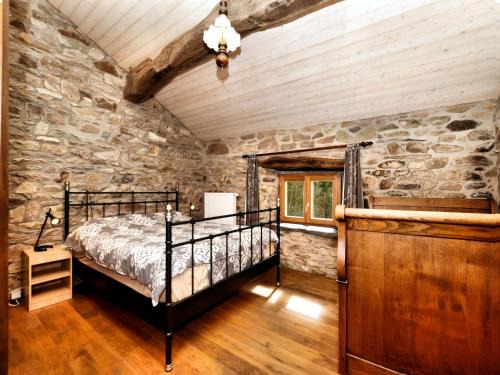 Commanster House | Forest-Edge Stay, Burtonville, cleaning included