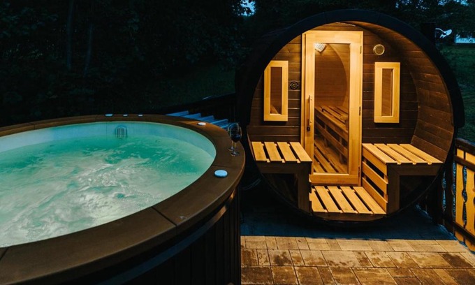 Izvoare House | Forest Garden & House
