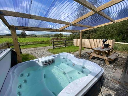 Coleraine House | Forest View Cottage - Private Hot Tub