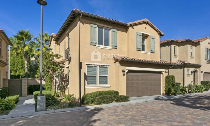 Lake Forest House | Forest Vista on Clover