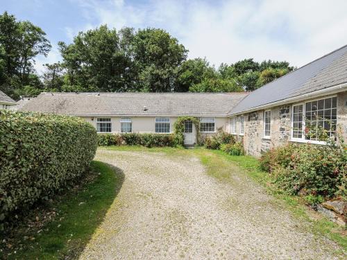 Mullion House | Forge Cottage