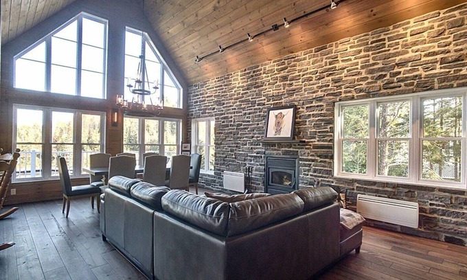 Saint Come Cottage | Formidable Waterfront Cottage - Serenity at its best!nn