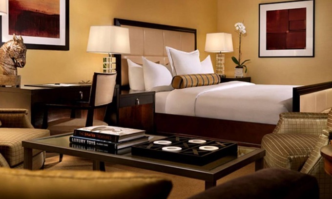 Las Vegas Apartment | Formula One Racing, Nov. 16-18th, 2023, is a Five Minute Drive!