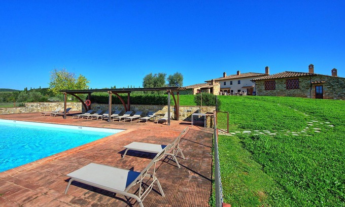 Castelnuovo Berardenga Apartment | Fornacino 2 - Apartment with swimming pool