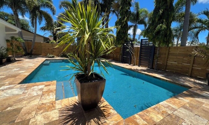 Survey Creek House | Fort Lauderdale ★Heated Pool★ Zen Modern Paradise - Pool , Beach ,Airport
