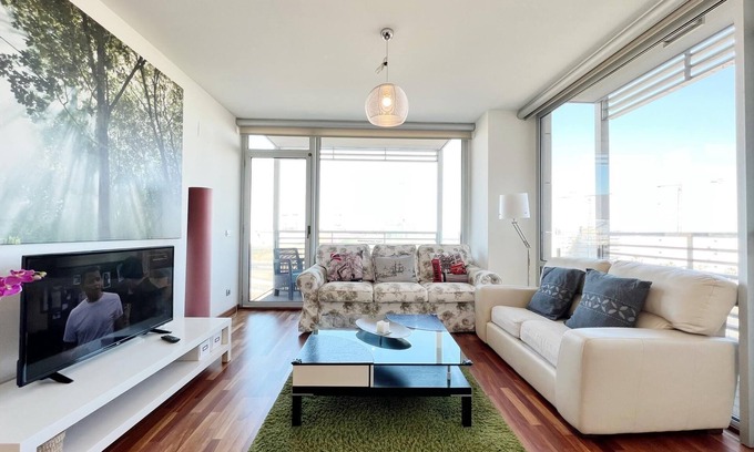 Sant Adria de Besos Apartment | Forum Playa and Pool Barcelona