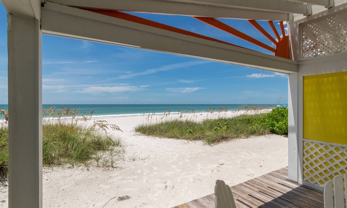 Ilexhurst House | Four Beach Lovers 1 | Beach Right At Your Door