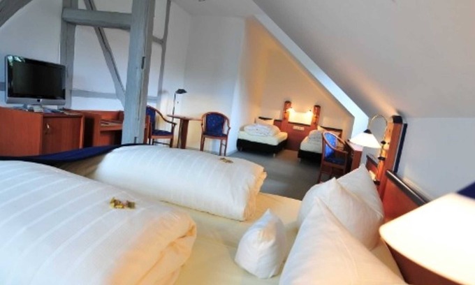 Clausthal-Zellerfeld House | Four-bed room - Hotel Goldene Krone