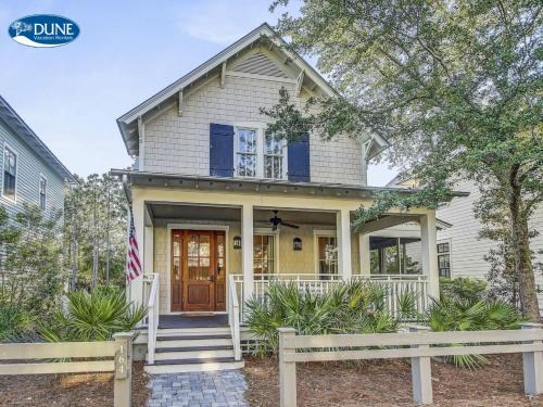 Watercolor House | Four-Bedroom House