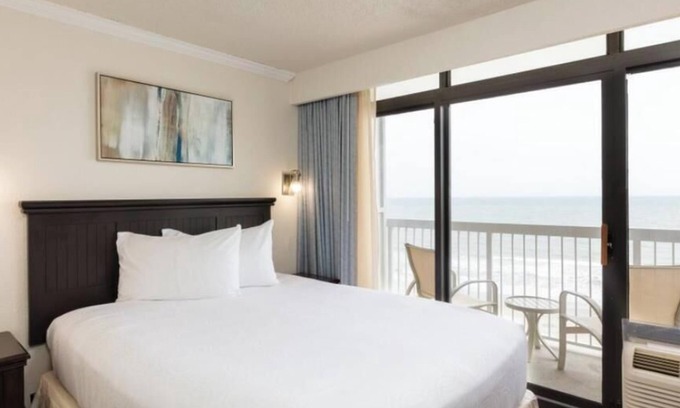 Myrtle Beach Villa | Four-Bedroom Oceanfront Villa