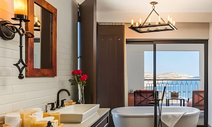 Los Cabos Resort | Four Bedroom - Vista Encantada