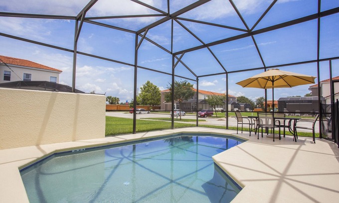 Bellavida House | Four Bedroom w/Screened Pool Close to Disney 4563