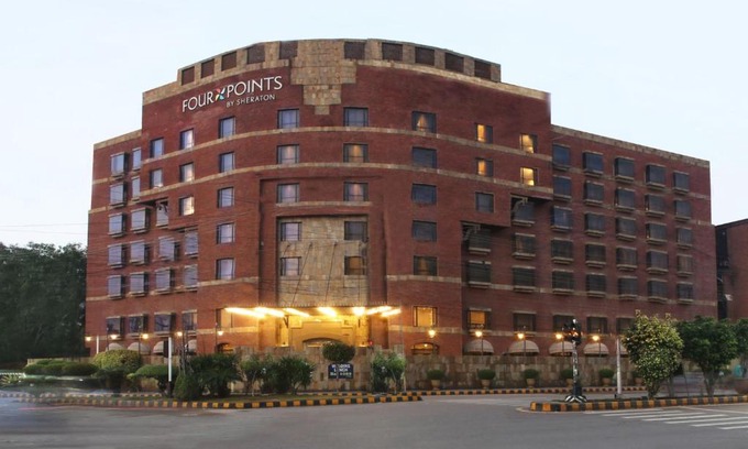 Lahore Hotel | Four Points by Sheraton Lahore