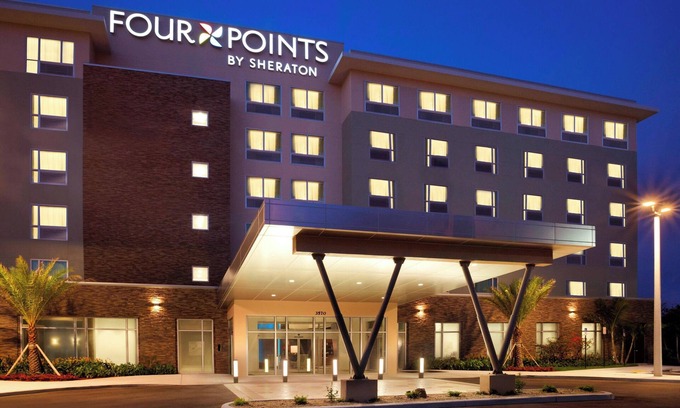 Ludlam Hotel | Four Points by Sheraton Miami Airport
