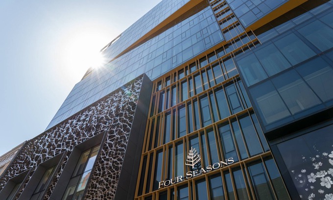 Downtown Montreal Hotel | Four Seasons Hotel Montreal