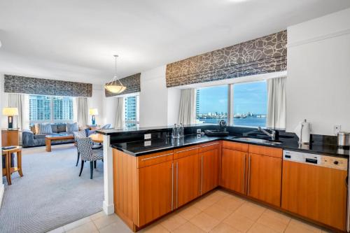 Brickell Apartment | Four Seasons Miami Two Bedroom - 2Bath Ocean view Suite - Amazing views